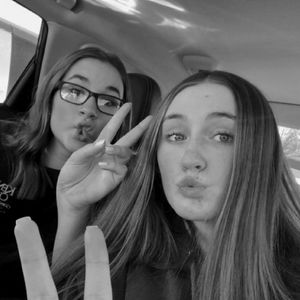 Meet your Posher, Lily